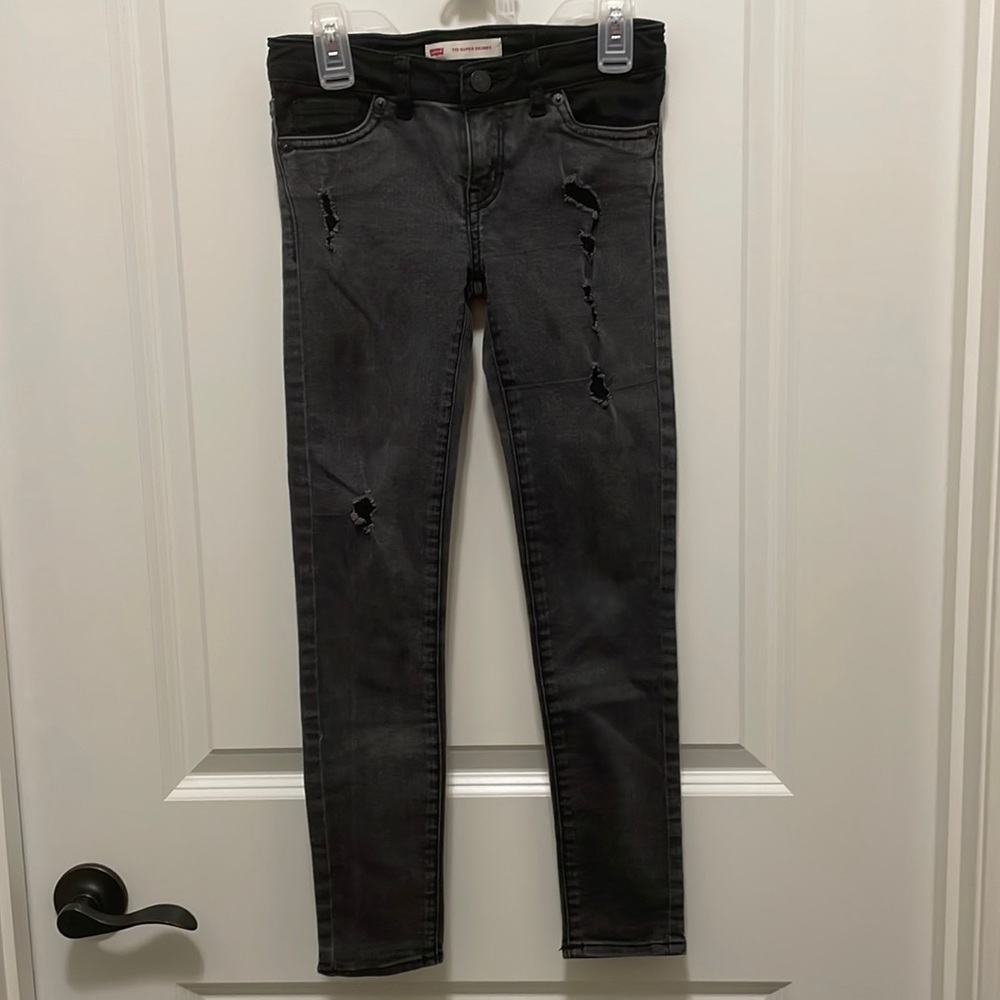 Levi’s girls 710 Super Skinny black/faded black distressed denim jeans size 8reg
